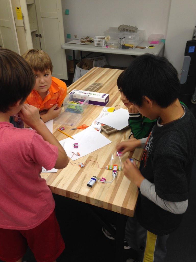 mrdejesus4's tweet photo. Using knowledge of circuits to design solutions for school or home. The @littleBits Design Challenge! #tsbscience http://t.co/ojcrnYu2dV