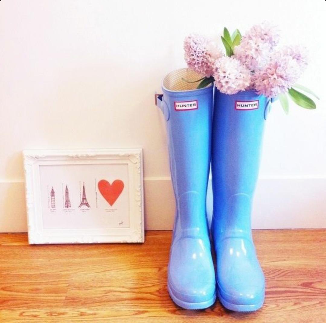 BLUEFASHION5's tweet photo. Hunter Rainbow ☆ SS #Hunter #rainbow #blue #flowers #paris #blue #fashion #designer http://t.co/BNWgmEh1Jr