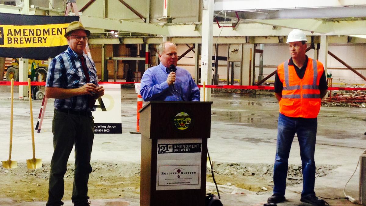 DirectImages's tweet image. Exciting news for San Leandro - @21stAmendment expands brewery plans! hubs.ly/y0nfLs0? @MayorCassidy