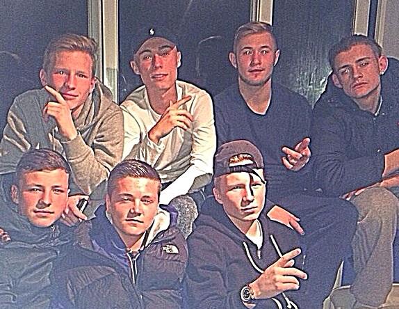 reece_don_john's tweet photo. SQUAAAD http://t.co/HI6Xg4bbka