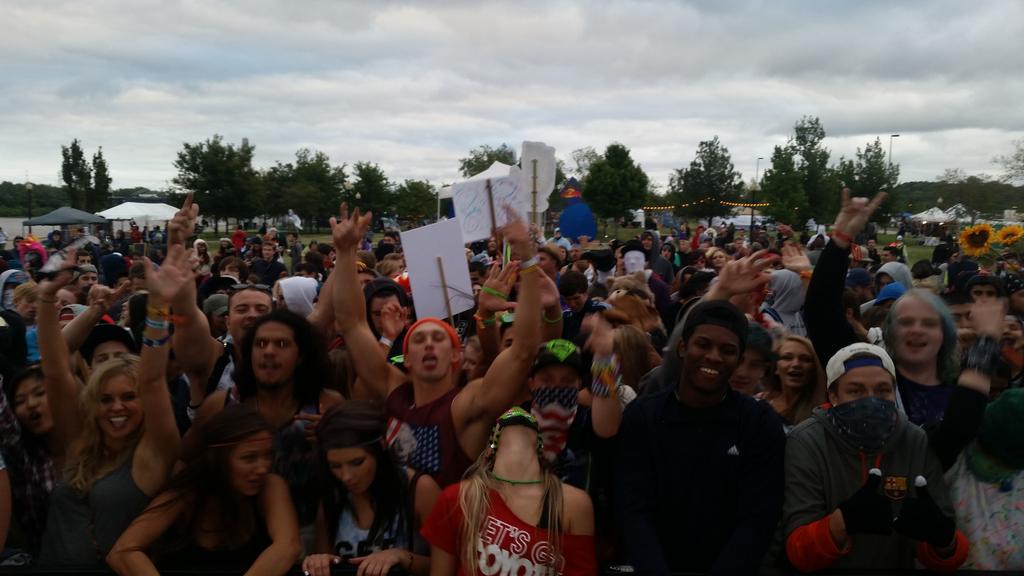Dancefestopia's tweet image. Do you have what it takes to be apart of.. #TeamFrontRow