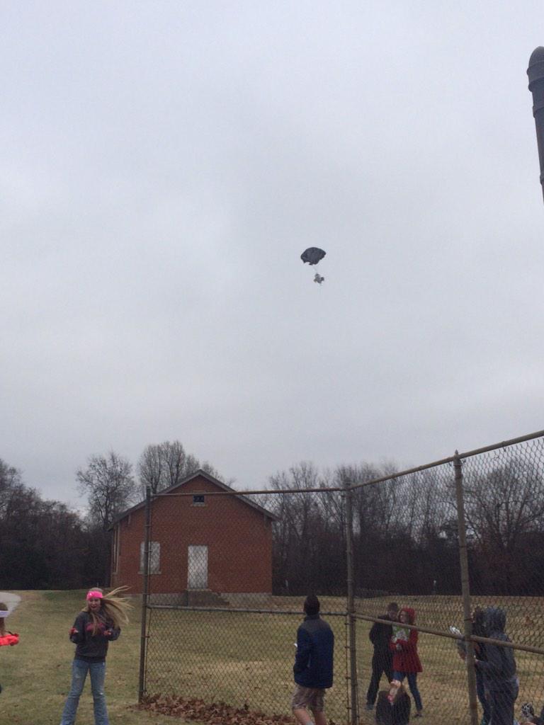 PViewSPS's tweet image. Baby it&apos;s cold outside but not too cold to launch some rockets #rocketscience #learningispersonal