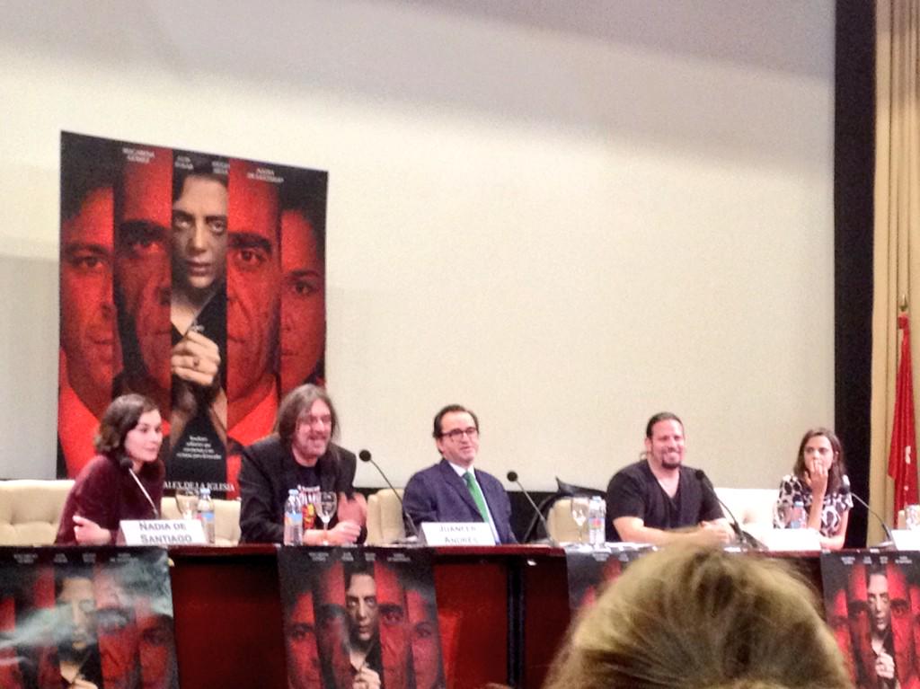 NatPresas's tweet photo. Una película q te atrapa #Musaranas y  @JuanferAndres @estebanroel @GmezMacarena @NadiaSantiago90 artistas y cercans http://t.co/H7GC8xYOOl