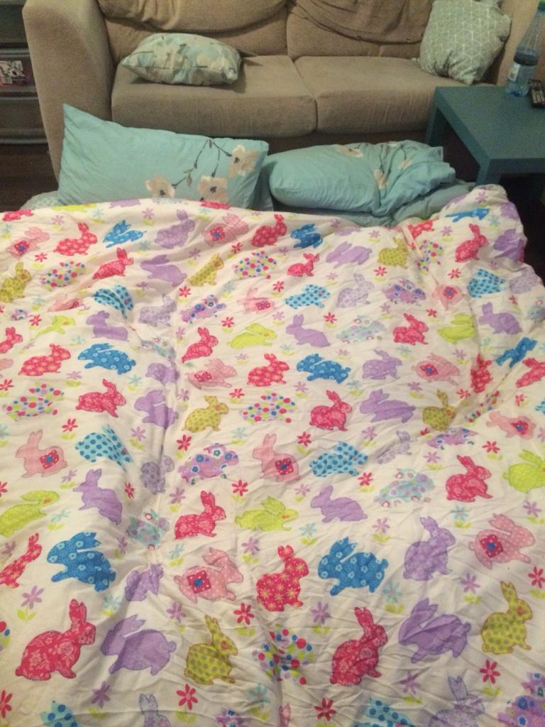 samdeighton1982's tweet photo. Mums sleeping wiv us downstairs tonight ๐ฐ๐I sense #michief http://t.co/hIGVax8ZN8