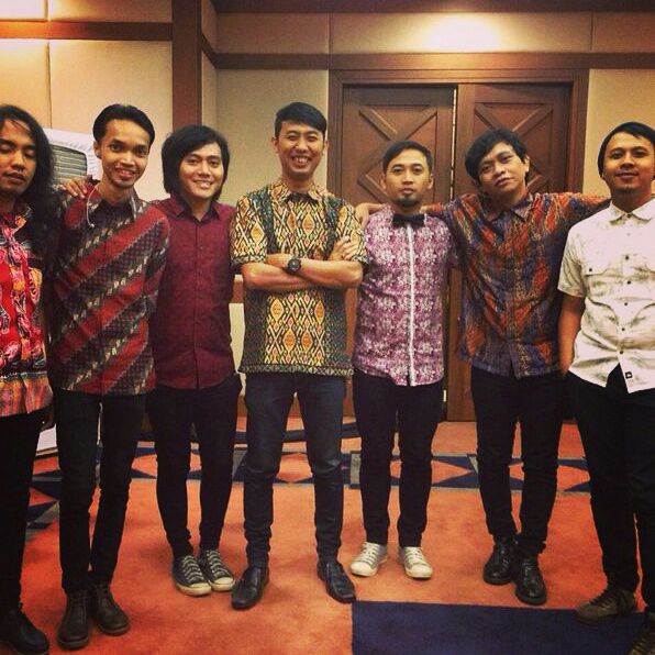 wawanteamlo's tweet photo. kolaborasi seru Teamlo n the gank #mnctower http://t.co/HORy8hf9ni