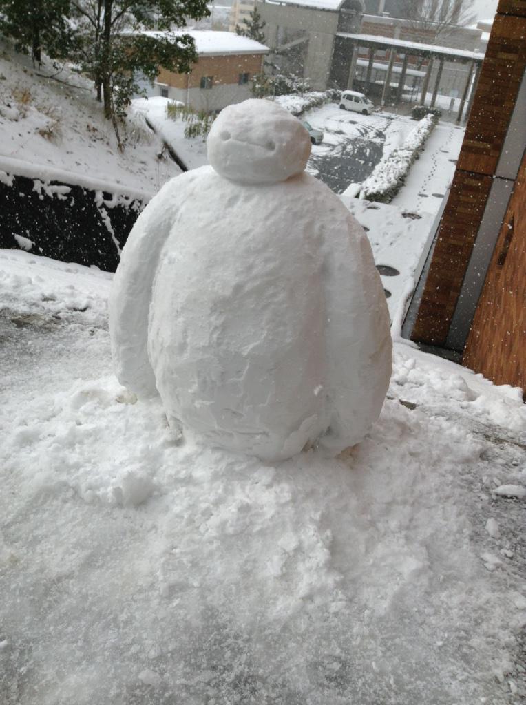 今年の雪だるまはベイマックスが流行しそう Togetter 今年の雪だるまはベイマックスが流行しそう Togetter