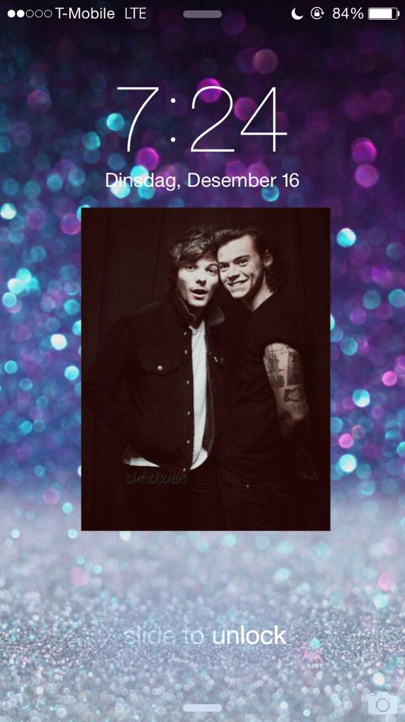 otblwt28's tweet photo. Larry Lock Screen fav/rt if you want it and I'll Dm it to you. #LarryStylinson #lockscreen #larrylockscreen http://t.co/4S1D1P5ouy