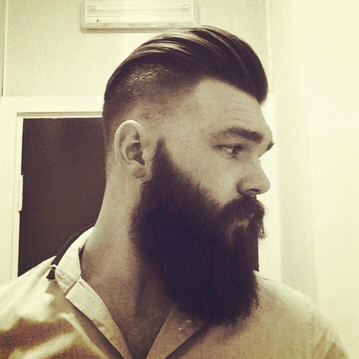 Decembeard's tweet photo. .@jasonalfiewoods has kept his beard since last #Decembeard, almost a whole #ByearD now ๐ http://t.co/UW077Rxslx