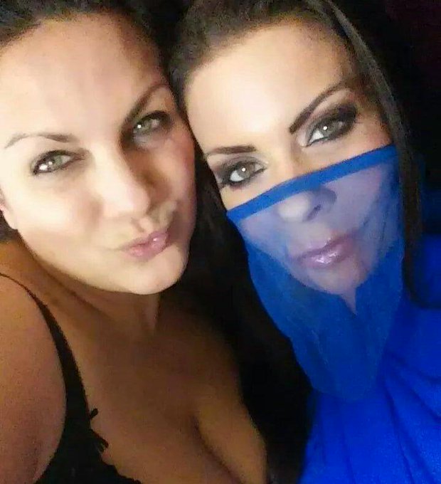 I love this beautiful lady @Linsey_Dawn http://t.co/2e7uml3Y6H<a class="tags" href="/tag/linsey_dawn">@linsey_dawn</a><a href="/tag/adultwork"class="tags"><span>#adultwork</span></a>