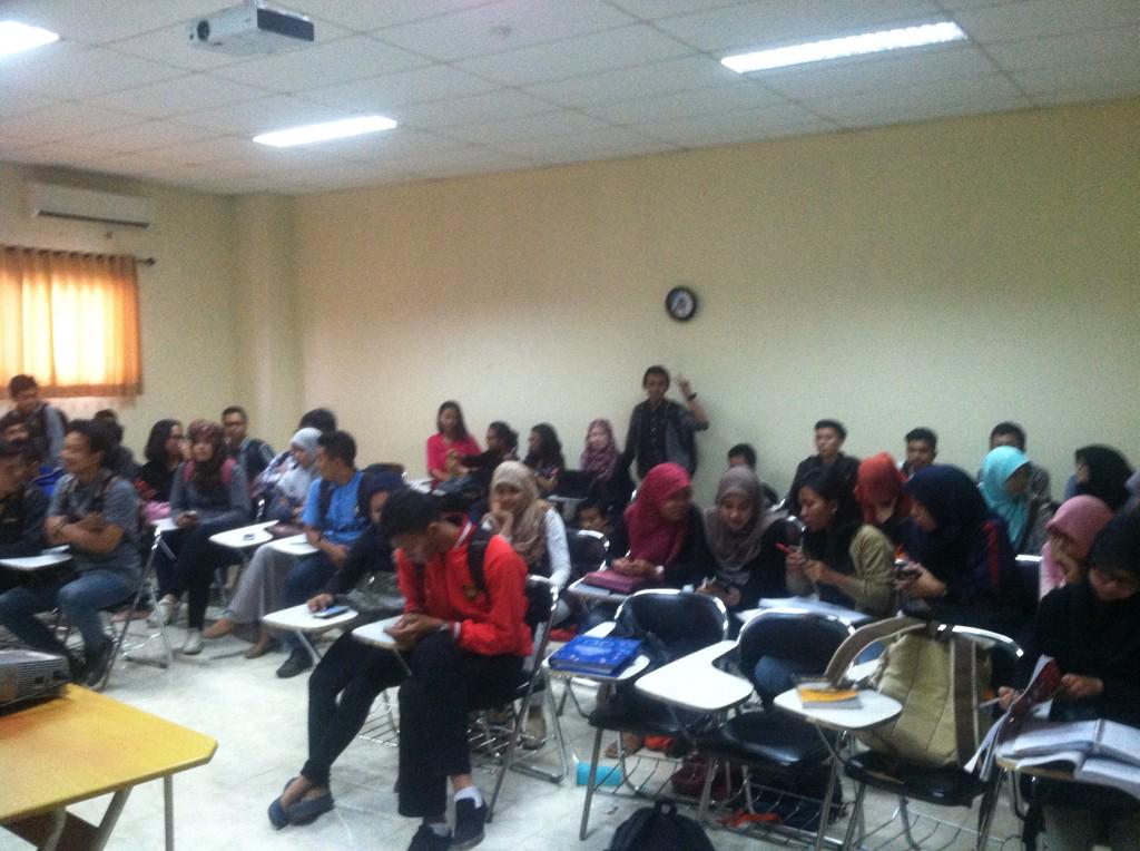 Sema_Produksi's tweet photo. Saat turba ke tingkat 1✌️✌️ http://t.co/sAPL53Qb7S