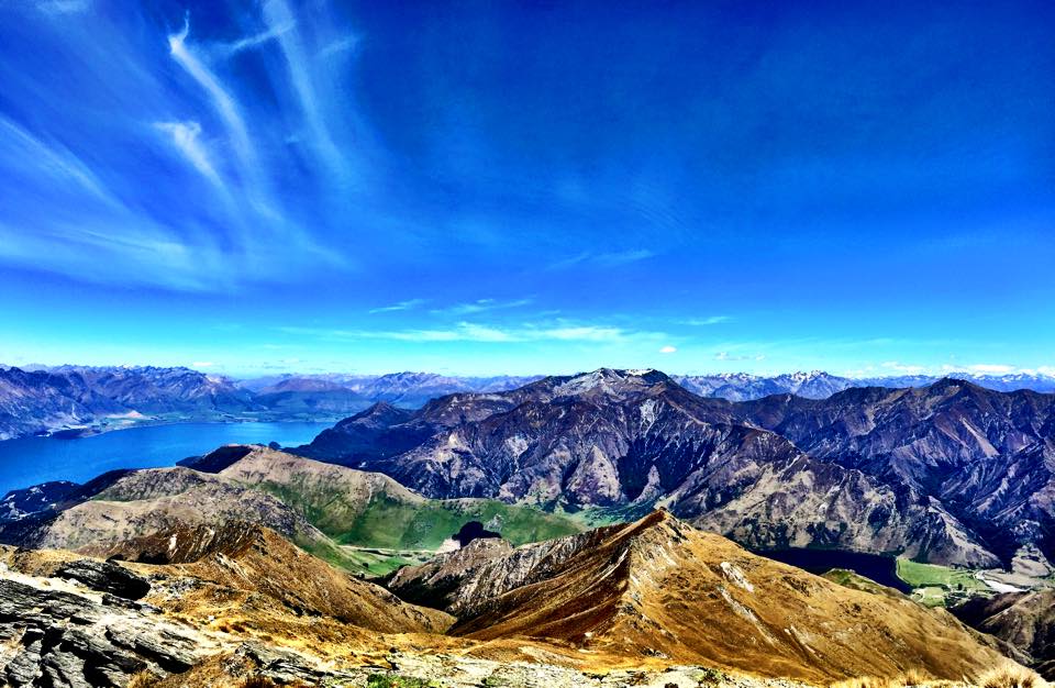 SpinnakerBay's tweet photo. Amazing views at the top of Ben Lomond, a day hike in #Queenstown, #NewZealand @PureNewZealand #NZMustDo #NZ http://t.co/N0vpznSJ5z