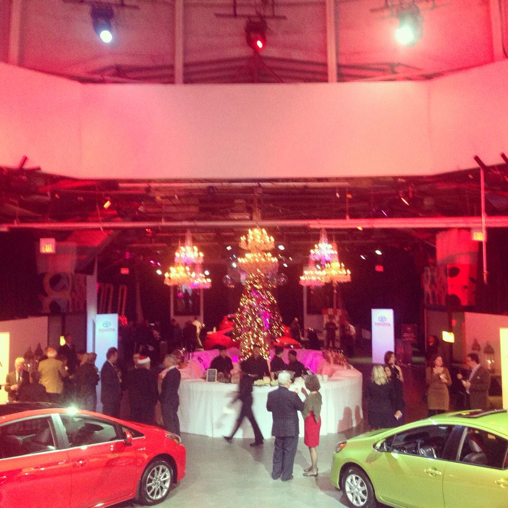 Jet_Ent_Toronto's tweet photo. @jroth27 rocking out at #muzik for the #Toyota #media #event http://t.co/tPrvJoEsta