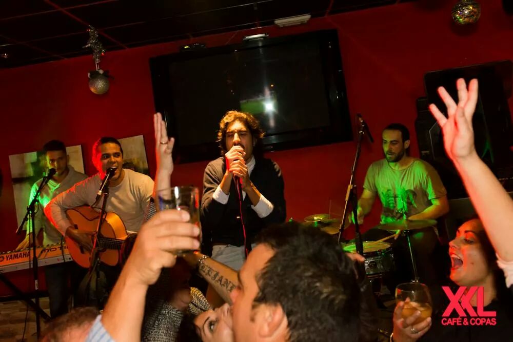 sones_jym's tweet photo. Con código marengo en sala XXL (Coronil) http://t.co/gllRyV08SW