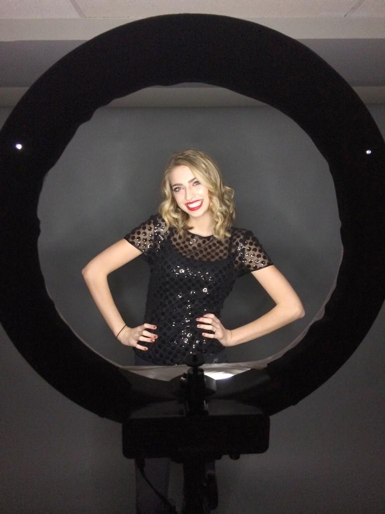 HopeTaylorr's tweet photo. Behind the scenes #htpstudio http://t.co/FhKwASNWnC