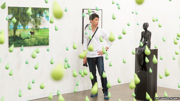 BBCNewsAsia's tweet photo. Why Chinese buyers are driving online art sales http://t.co/igBCA2bt3E http://t.co/Y57oH7U31l