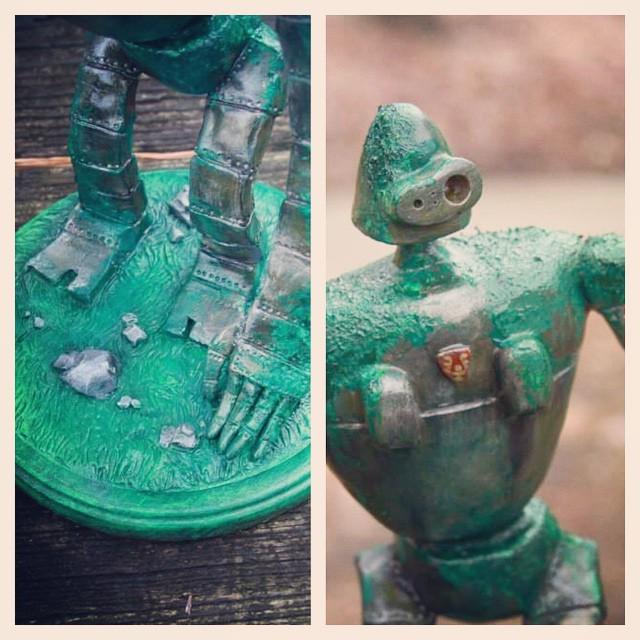Otherbots's tweet image. Some more fancy shots of the finished sculpt. #latergram #robot #robotsoldier #maquette #hayaomiyazaki #studioghi...