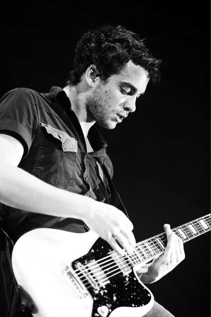 Happy birthday to the shy yet super talented perfectionist Taylor York!!! 