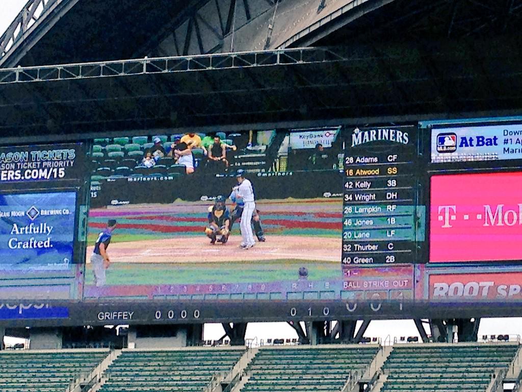 Wood021's tweet photo. I had dreams of being on big screens. Now I have visions of being on televisions. http://t.co/pMu45XdLNw