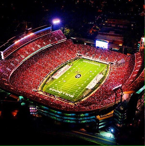 LurinzoPls's tweet photo. VOTE FOR SANFORD for the best college football stadium!

http://t.co/Q07xHQhUJL http://t.co/HFkJD6iYVC