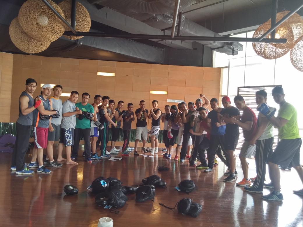 celebrity fitness CP tweet media