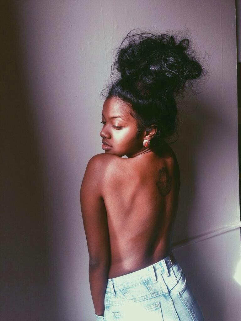 TatianaSnead's tweet photo. “@ZariaVonMars: #BrownskinAppreciationDay http://t.co/RQnqTBqyjx” literally perfect.