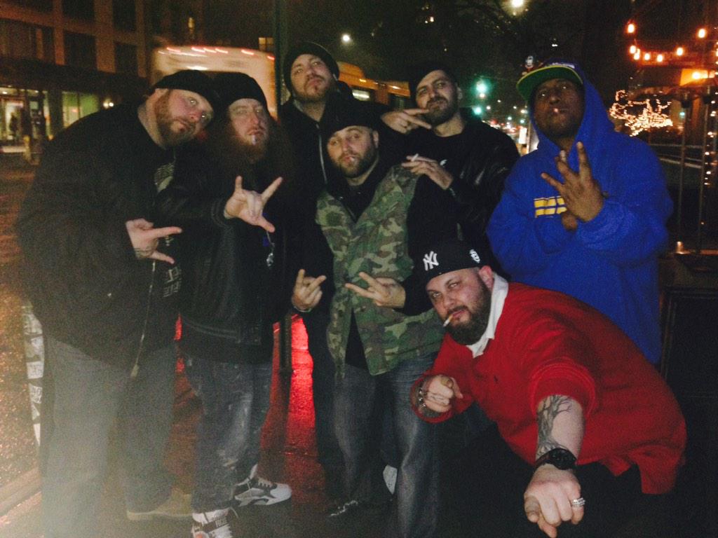 POKUGP's tweet photo. Had a blast with tha #family tonight @therealRITTZ @diabolichiphop @Qstrange @40ozproductions http://t.co/J2jdABllQ0