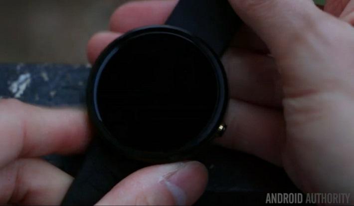 Wearablizer's tweet image. Moto 360 #DurabilityTest #stresstests #wearable wearables.trendolizer.com/2014/12/moto-3…