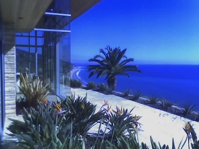 2tONtROUBLEz's tweet photo. #paradise #beachhouse #getaway http://t.co/cZiTIJ1Pee