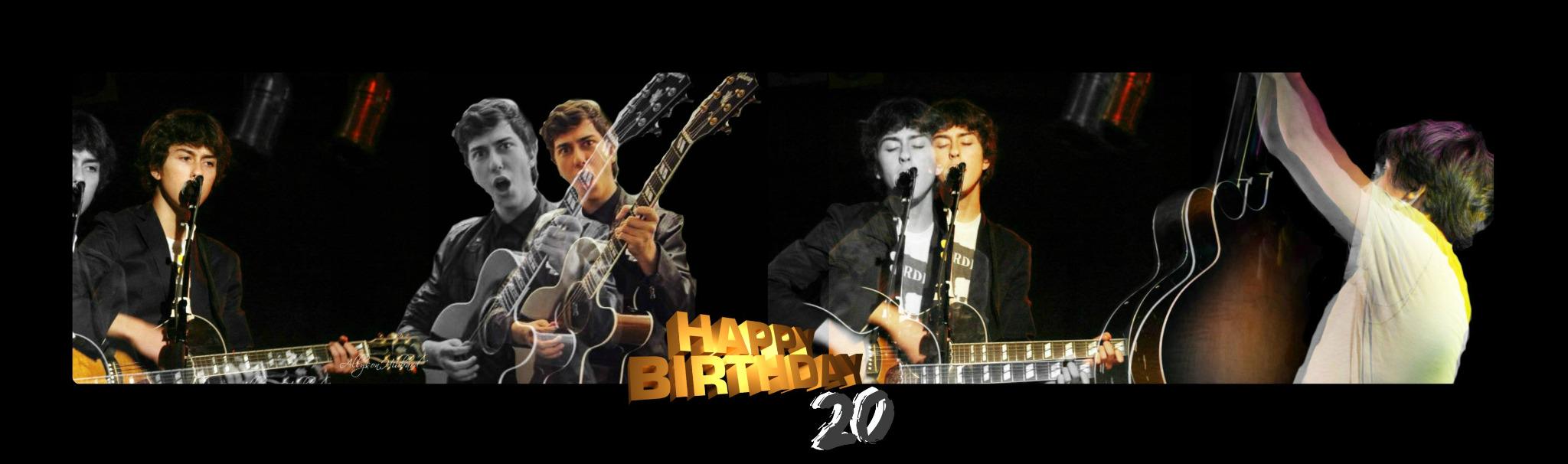 HAPPY BIRTHDAY 20 !!!!!!!! :D
Nat Wolff <3 