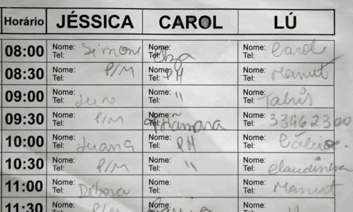 JornalOGlobo's tweet image. Motorista que deixou menino de dois anos no carro tinha hora marcada em salão. glo.bo/1wgxDyP