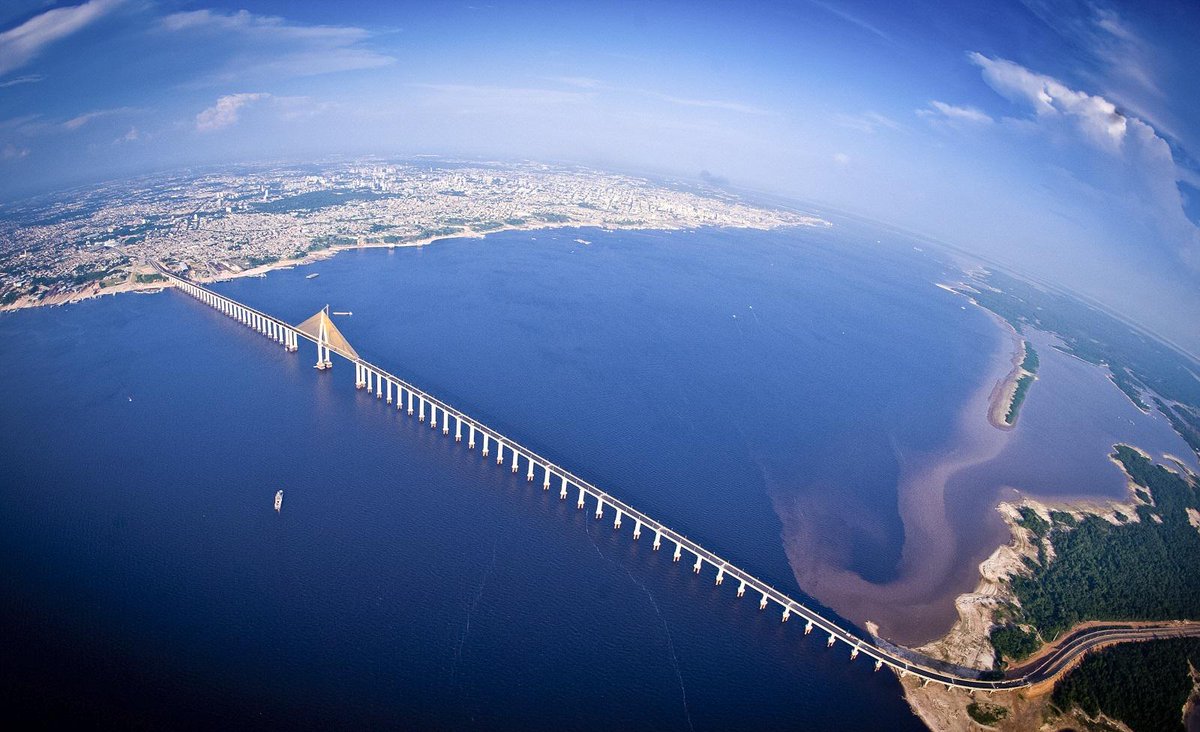 Мост через реку амазонка. Через амазонку нет мостов. Мост через амазонку в манаусе. The longest river in the world. Мост в бразилии через амазонку.
