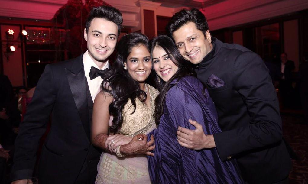 Happy Birthday Ritesh Deshmukh! Aey Ganpat Bajaa Na!  