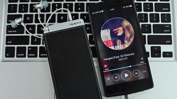 tribunnews's tweet photo. Pecinta audio harus tau headphone amplifier portable dari #OPPOHA2 Ini! http://t.co/HDkQh6Dbja http://t.co/gQweisIHLg