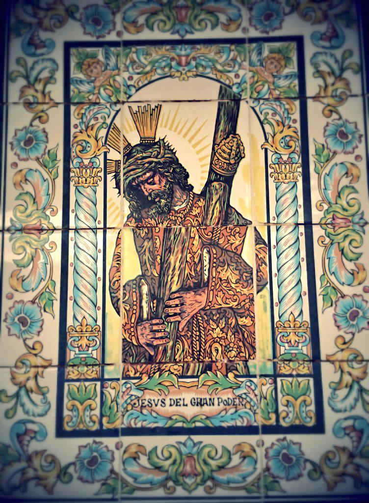 JosAntonioNez's tweet photo. "Si bebes,no conduzcas",ni montes azulejos miarma, ni montes azulejos... http://t.co/ZipG4Mty2x