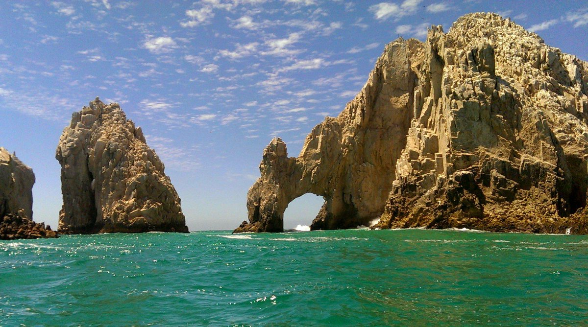 The Los Arcos in #Mexico are a regular attraction for day cruise ships and scuba divers and snorkellers. #TravelFacts