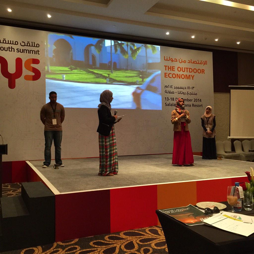 MctYouthSummit's tweet photo. #فريق_مرباط تتحدث عن "مهرجان الربوبة" الشبابي #ملتقى_مسقط_للشباب http://t.co/BPEmjMrzp2