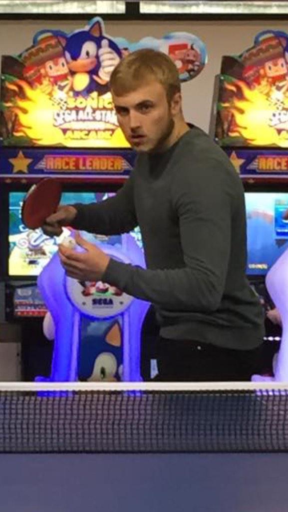 ReactsSmith's tweet image. Serving up some banter like