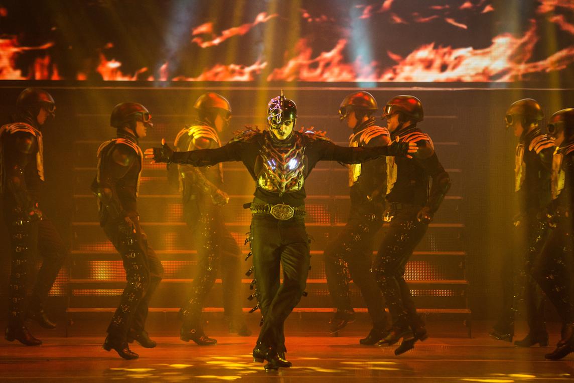 lordofthedance's tweet photo. ReTweet to your dance fan friends... http://t.co/7bXVrkbVJD