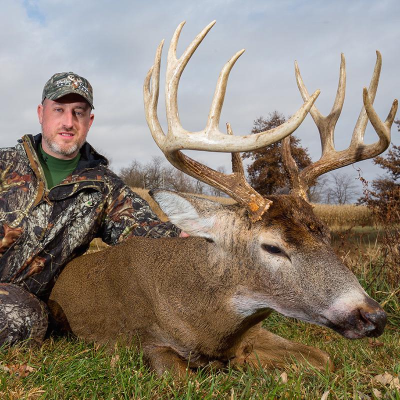 HuntHadleyCreek's tweet image. Another big deer on the ground! See the full '14 gallery: hadleycreek.com/pike-county-il…. 
#hunting #deerhunting #HuntHadley