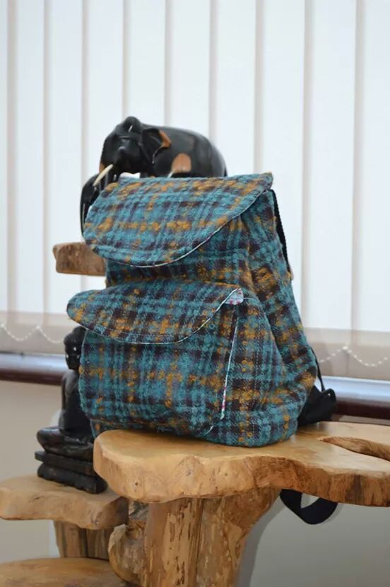 LivvisPetAccessories tweet media