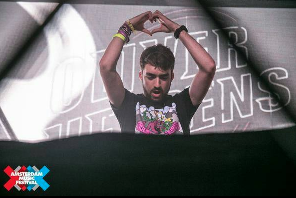 XtremeTrips's tweet photo. Who’s ready to party with @OliverHeldens down in Puerto Vallarta!? http://t.co/ZXHakqAQwQ
