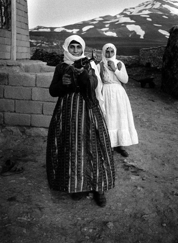 JOSH4Ko's tweet image. #united we stand ☆ #devided we fall
#FreeKurdistan 

#YPG #YPJ
#Peshmerga
#volunteers
#Kobane
#TwitterKurds
#Rojava