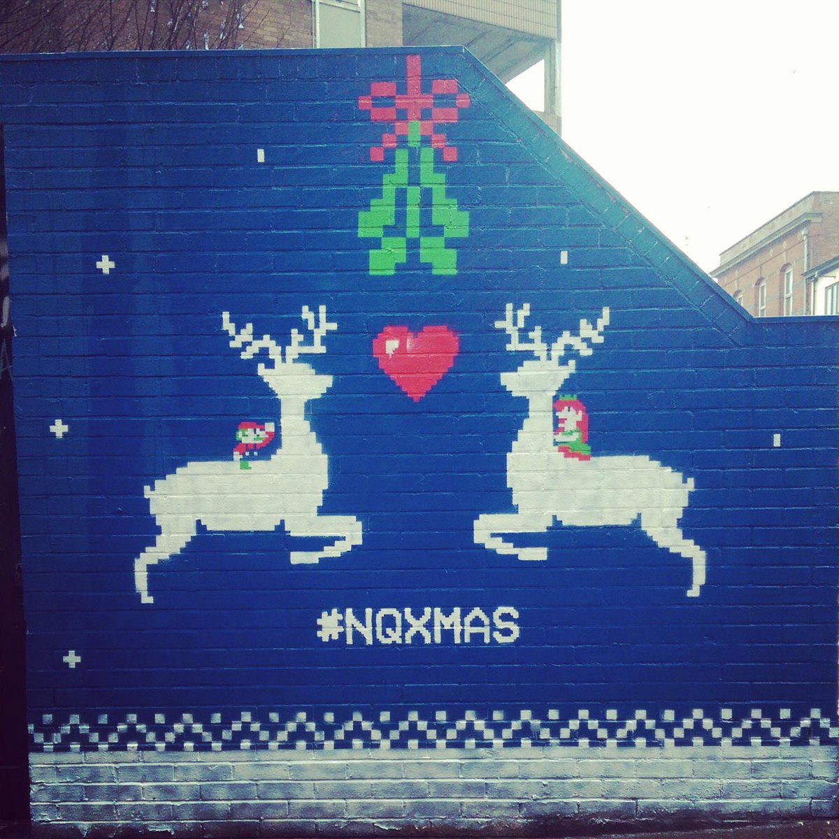 ehupLOVE's tweet photo. The weather outside is frightful but the NQ is so delightful! Shout out to @neighbourhood for their festive #NQXMAS http://t.co/quBnMUQIHK