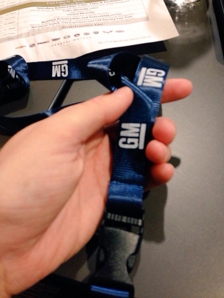 kylesuba's tweet photo. Freshman year @SyracuseU I had all my keys on a lanyard. I've officially come full circle. #GMStartingLine #newbie http://t.co/sD1gNfw5F4