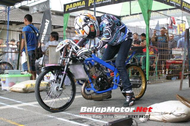 MpkOtd's tweet photo. http://t.co/VInSN4BifU #90 @Fandi_Pendol with 155 tune-up MPK Speed http://t.co/wpGZqbtwNr