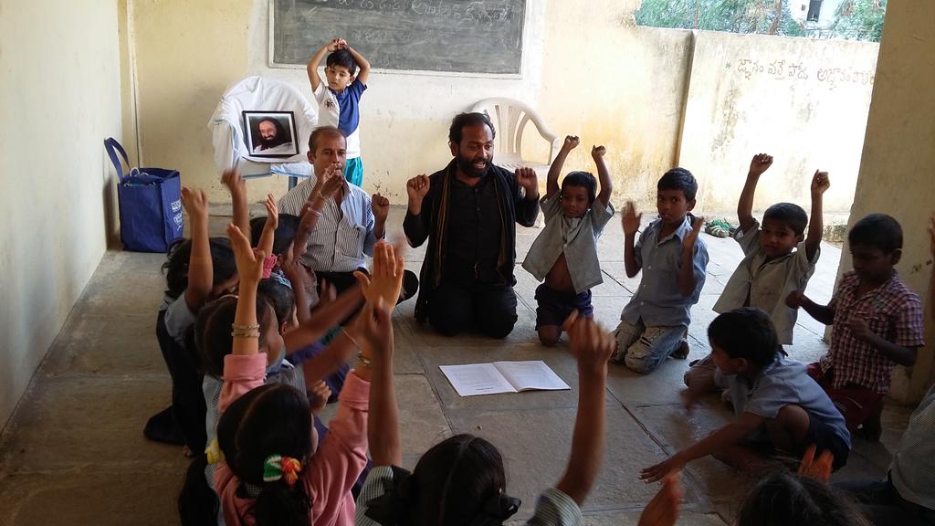 ravinuthula's tweet photo. Balchethana shivir in medak dist. Telangana http://t.co/UfYJJdAe9j