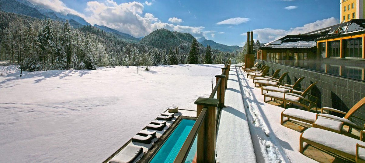 EIGHTYFOURROOMS's tweet photo. Browse the #legendary #SchlossElmau in the #Bavarian #Alps. Find out more inside -> http://t.co/WXW2khQM2W #christmas http://t.co/0eOR1SweH8