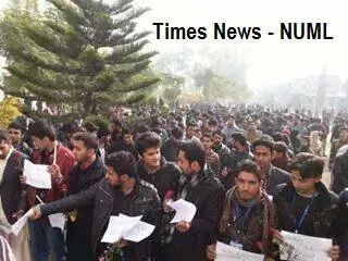 Mohsinikram11's tweet image. Vigil and prayers gathering at NUML university Islamabad.
#PeshawarAttack 
#NationStandsUnited