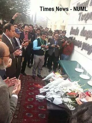 Mohsinikram11's tweet image. Vigil and prayers gathering at NUML university Islamabad.
#PeshawarAttack 
#NationStandsUnited