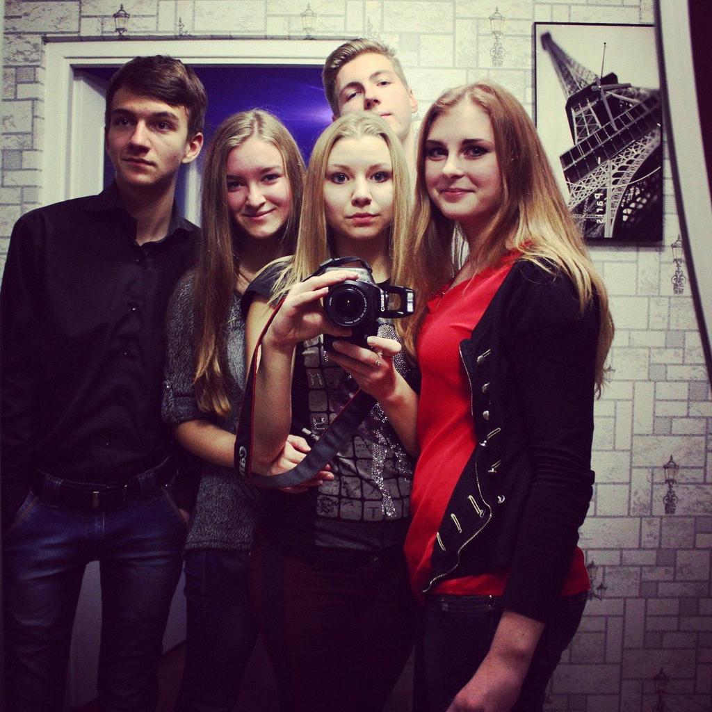 dobryiskorpion's tweet photo. Это было жутко весело) уже жду 24) спасибо вам*
#dml1 #flat #fun # Surgut 😁 http://t.co/tqZ2Hl7PvX